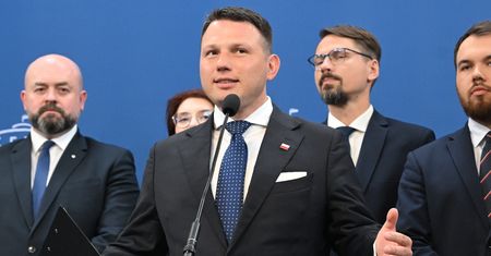 Kolejne problemy partii Mentzena. PKW odrzuciła sprawozdanie