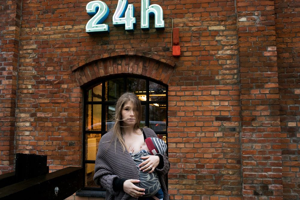 Projekt uświadamia Polki, że mają prawo karmić piersią wszędzie