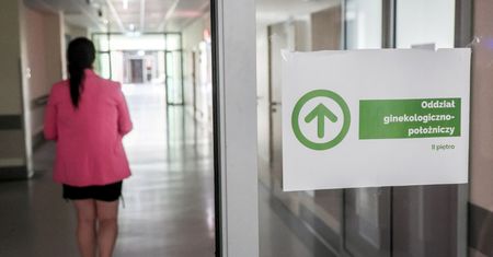 Kontrola w warszawskich szpitalach. Rekordziści mieli dyżury po 96 godzin