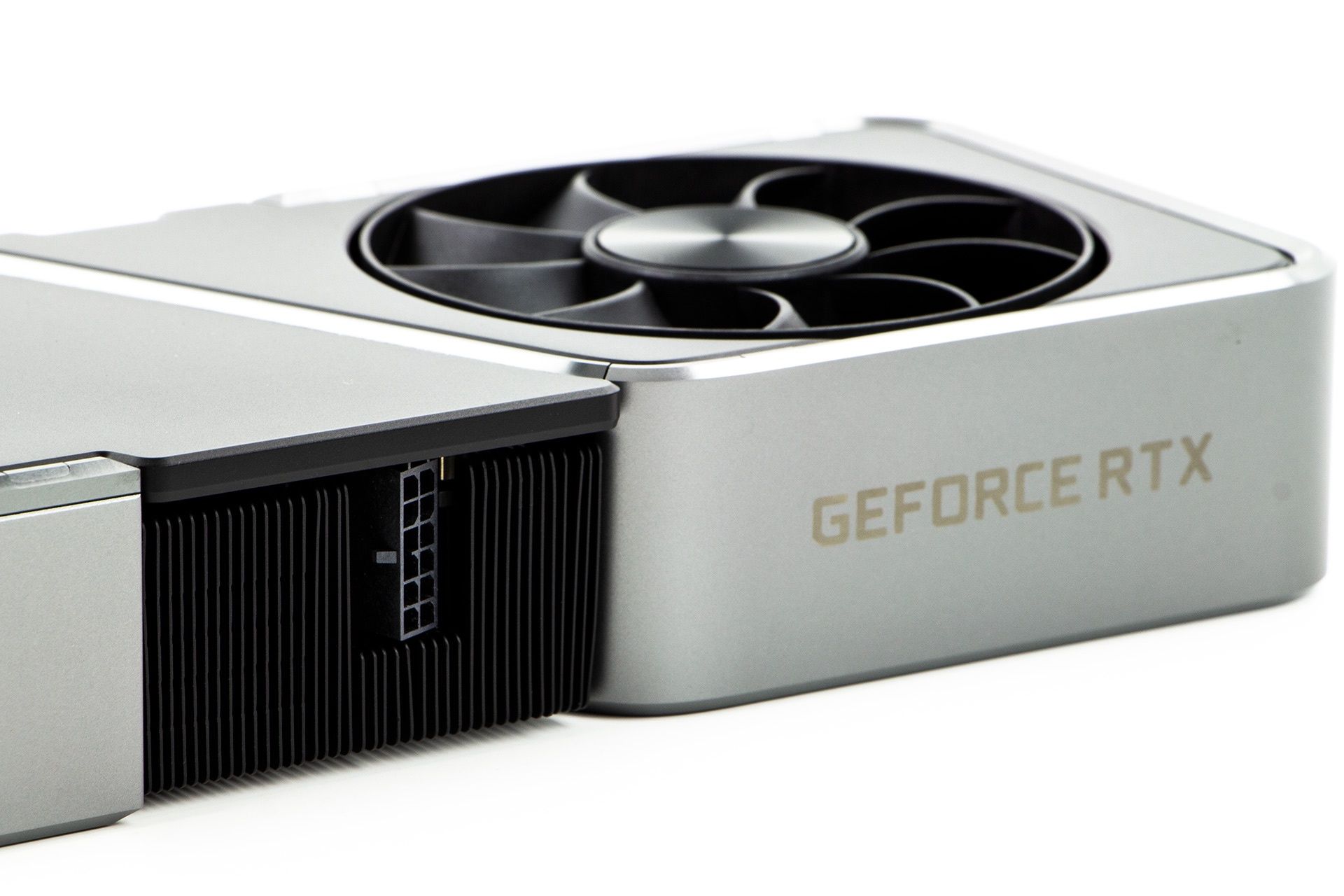 NVIDIA GeForce RTX 3070 Ti FE - 12-pinowe gniazdko zasilania