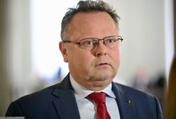 Czarne chmury nad Szejną. Jego odejścia chcą Tusk i Sikorski