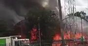 Warszawa: Pożar wysypiska śmieci w Wilanowie. Duże zadymienie. W akcji 10 zastępów straży pożarnej