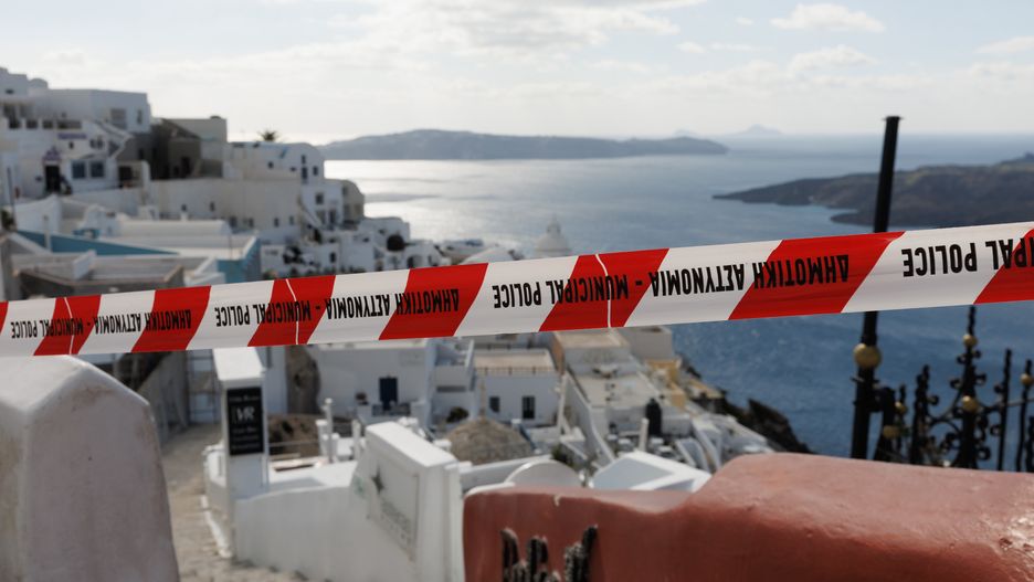 SANTORINI, GREECE - FEBRUARY 06: Residents and tourists scramble to leave Greek island on ferries and planes due to ongoing seismic activity in Santorini, Greece on February 06, 2025. Greece declared a state of emergency for Santorini, the focal point of ongoing seismic activity in the southern Aegean Sea since Feb. 1. (Photo by John Liakos/Anadolu via Getty Images)
