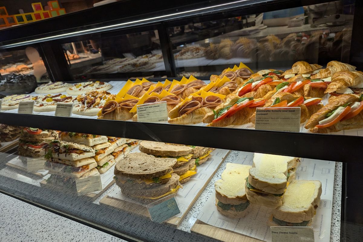 Snack prices at the airport in Qatar