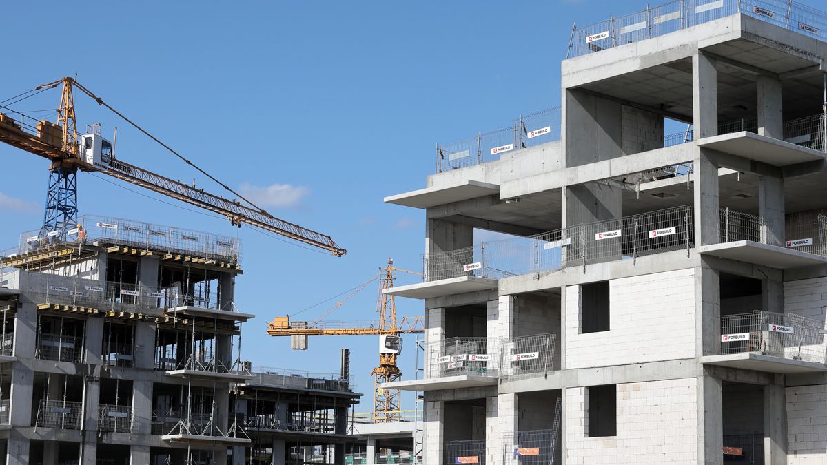 Pawe� Supernak
architektura, budowa, budowlana, budownictwo, inwestycja, mieszkaniowe, osiedle, prace budowlane