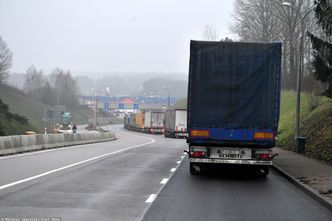 Trudna sytuacja na granicy z Polską. Ukraiński premier reaguje