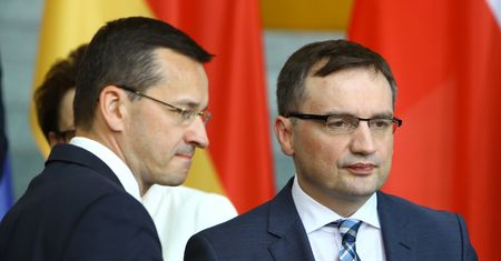 Resort Zbigniewa Ziobry rozda pieniądze kołom gospodyń wiejskich. Na walkę z przestępczością
