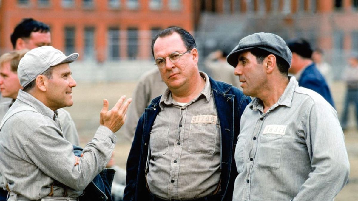 Skazanki na Shawshank - reż. Frank Darabont, produkcja: USA