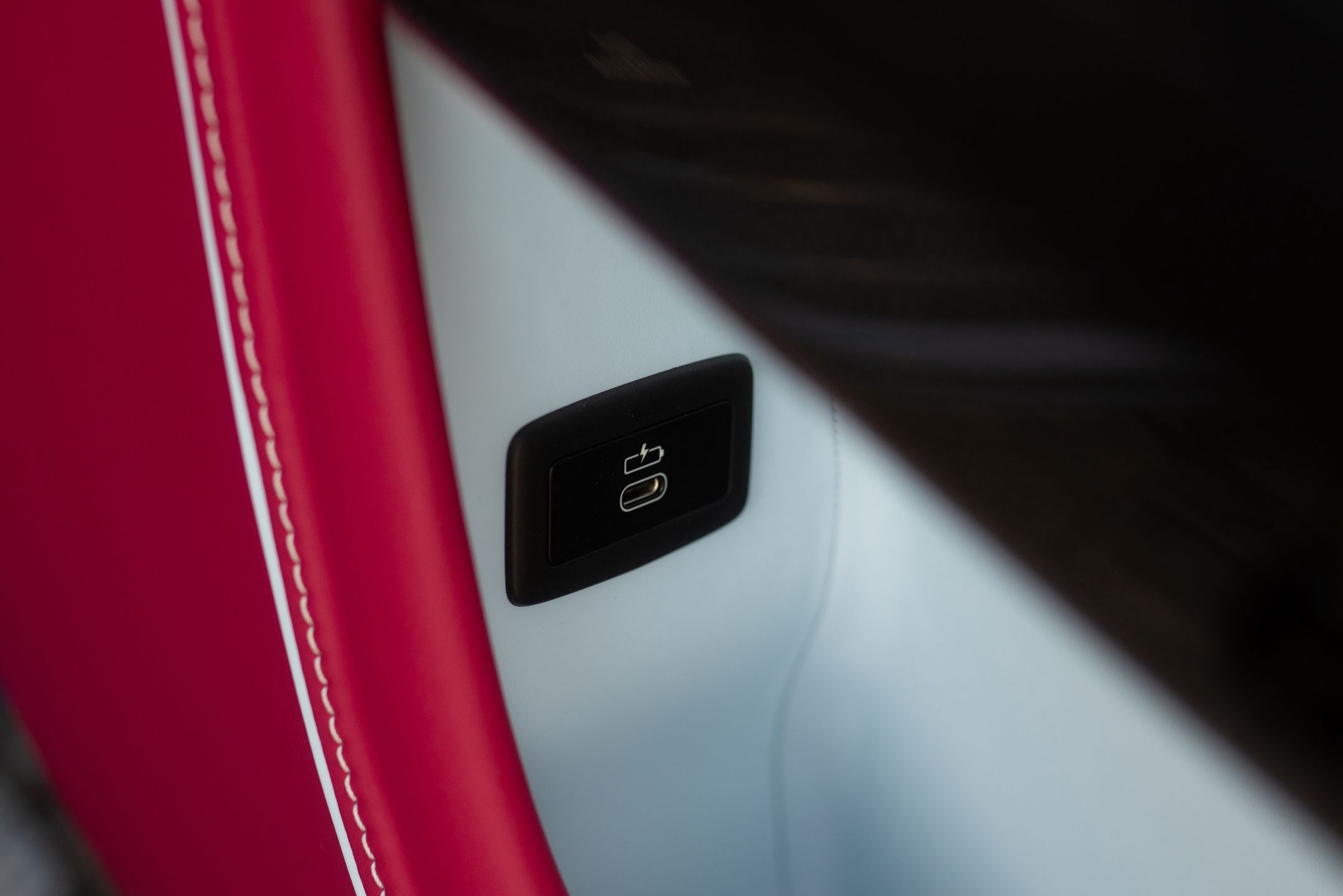 Rolls-Royce Ghost serii II Black Badge (2025)