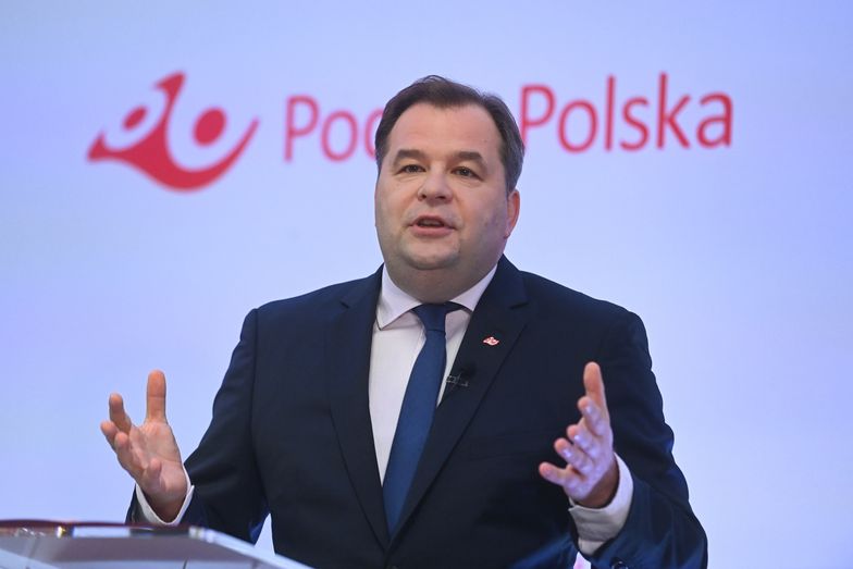 Sebastian Mikosz
Warszawa, 14.08.2024. Prezes Poczty Polskiej Sebastian Mikosz na konferencji prasowej nt. planu transformacji Poczty Polskiej, 14 bm. w Warszawie. (aldg) PAP/Piotr Nowak
Piotr Nowak
konferencja, plan, plany, poczta polska, poczty polskiej, prasowa, transformacja, transformacji