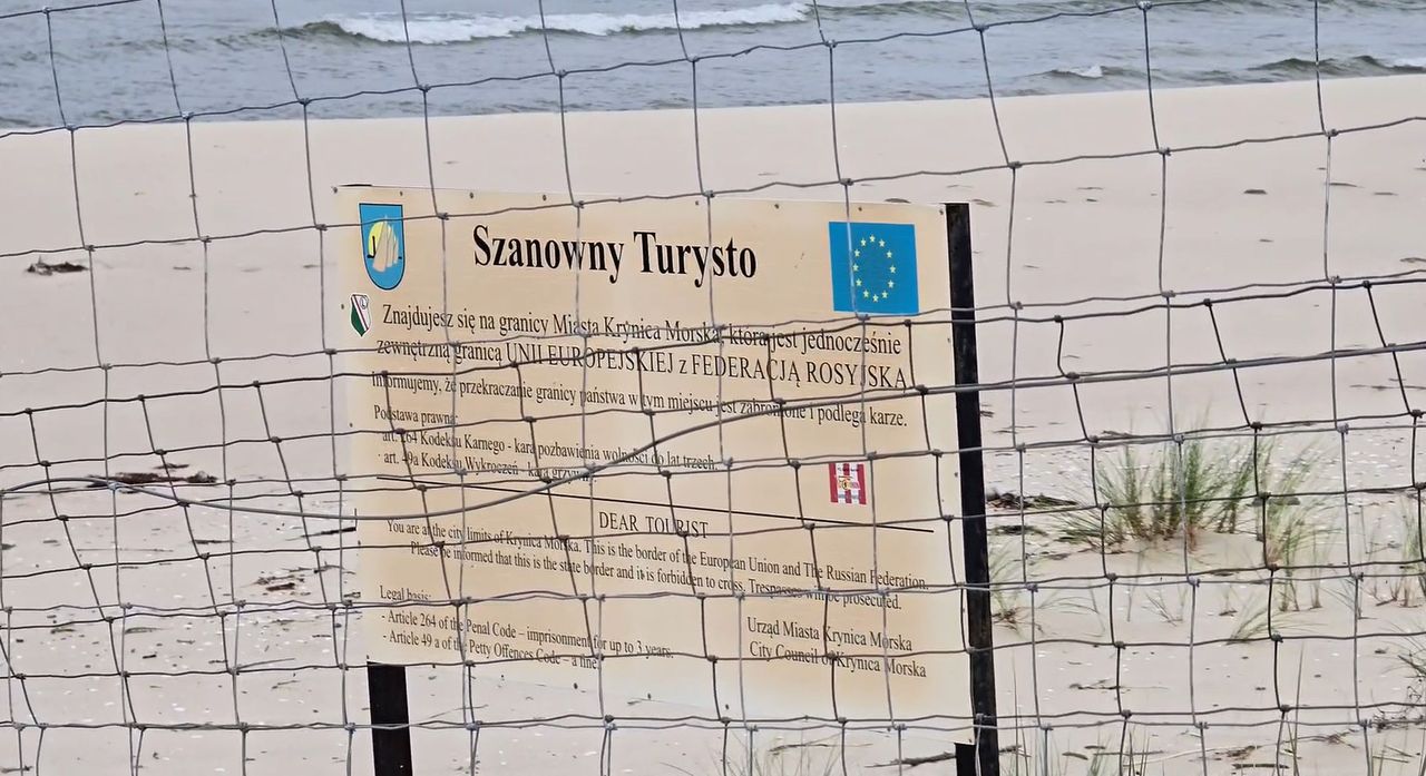 Nietypowa atrakcja. Turyści przychodzą, żeby zobaczyć, gdzie kończy się NATO