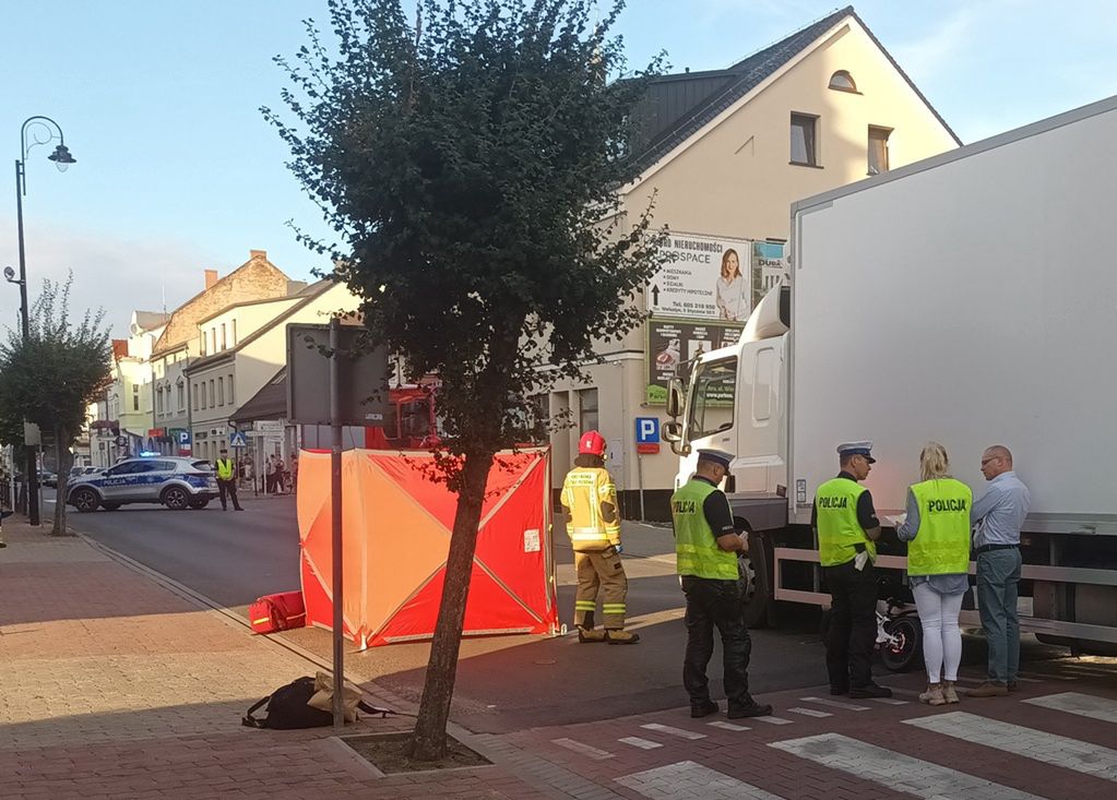 Śledczy badają okoliczności wypadku w centrum Wolsztyna