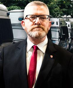 Ciemne chmury nad Braunem. Jest zapowiedź MSWiA