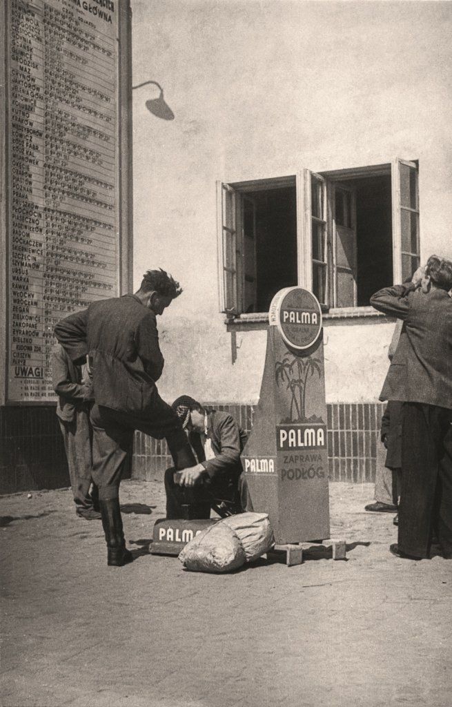 Podnosząca się z gruzów stolica na zdjęciach z albumu "Warszawa lata 40." 5