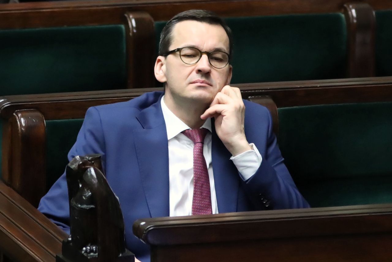 Polacy ocenili Mateusza Morawieckiego. Notowania premiera słabną