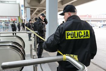 Alarm we wrocławskiej galerii. Wielka ewakuacja