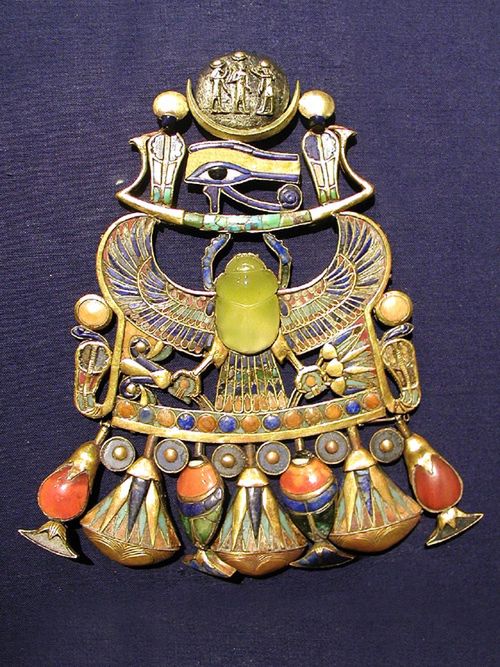 Amulet znaleziony przy Tutanchamonie