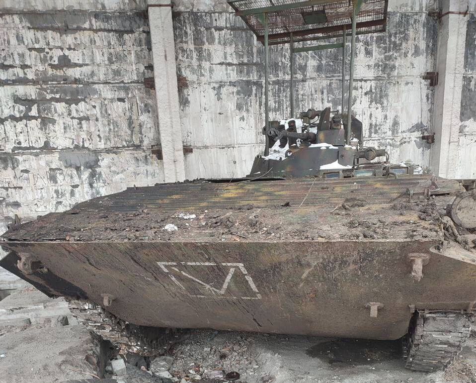 Russian BMP-1AM being a trophy of the Ukrainian army