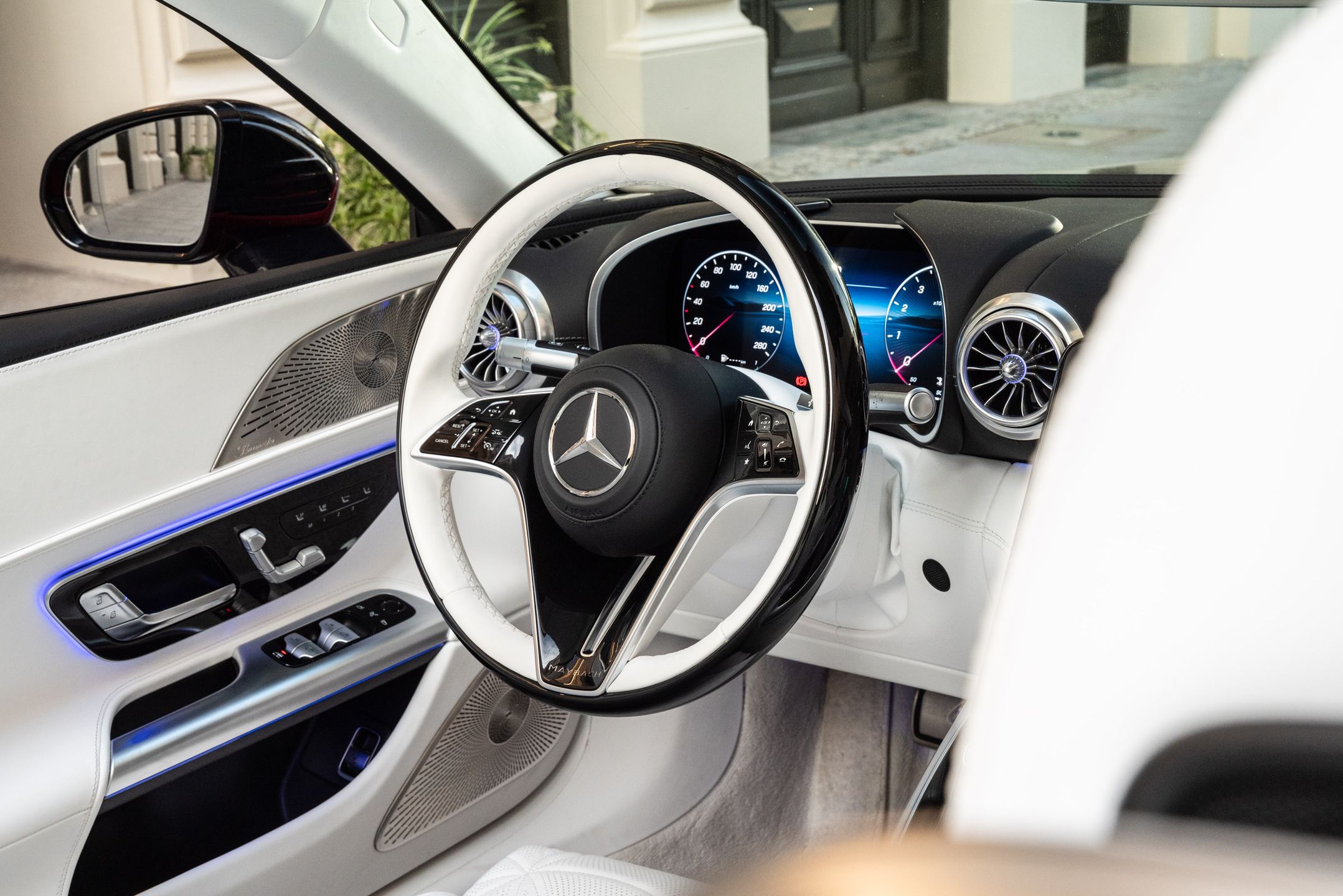 Mercedes-Maybach SL 680 Monogram Series