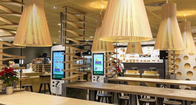 McDonald’s wymienia w swoich lokalach sztućce na ekologiczne