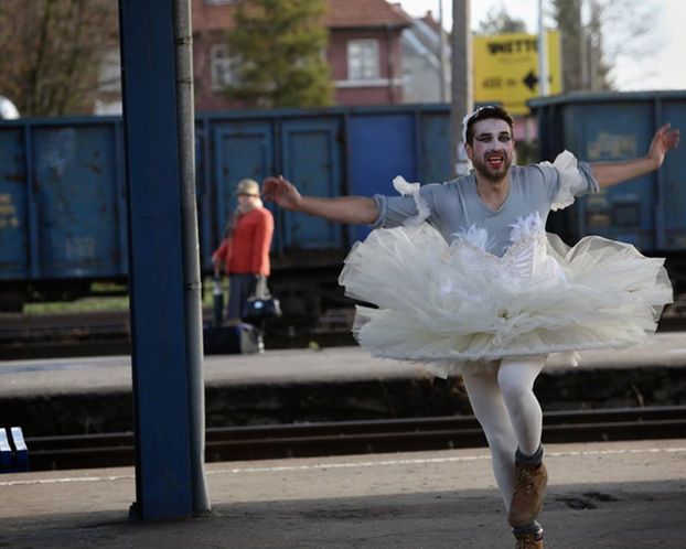 Marcin Dorociński jako... baletnica! (FOTO)