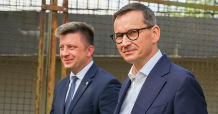 Ludzie Morawieckiego nie podpisali "lojalek". Były premier szykuje klub parlamentarny