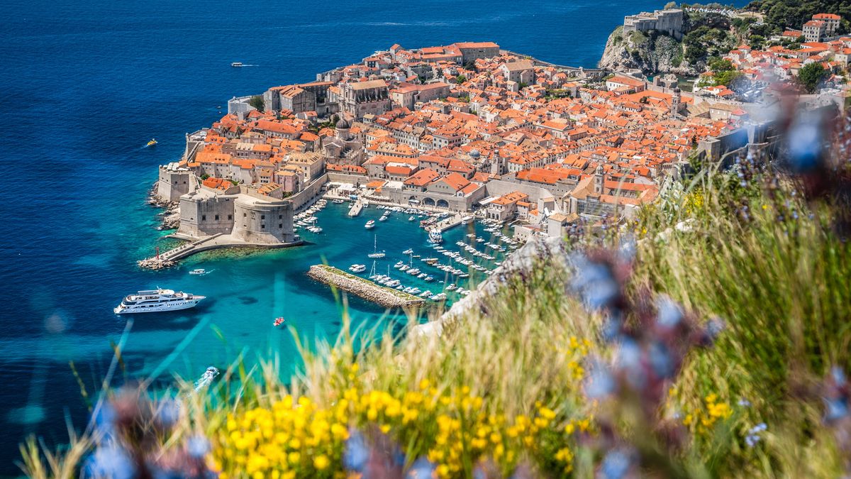 Chorwacja z perspektywy wody z dala od tłumów