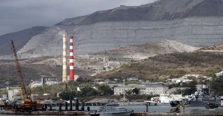 Port w Noworosyjsku. Nocny zakaz ruchu statków