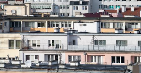 Zapaść na rynku mieszkań i drogie kredyty. Kowalskiego stać co najwyżej na kawalerkę