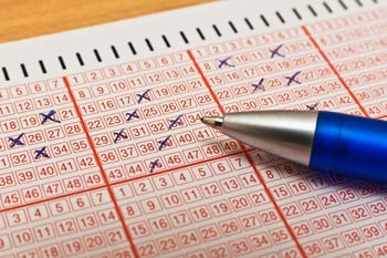 W czwartek w Lotto nie padła "szóstka", mało za "piątkę". Pula rośnie przed sobotą