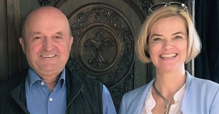 Ezoteryczna Monika Zamachowska radzi, jak poradzić sobie z KORONAWIRUSEM: "Wejdźcie na stronę internetową i skorzystajcie z PRZEKAZU ENERGETYCZNEGO"
