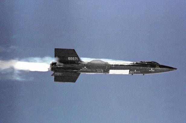 Niezwykłe konstrukcje [cz. 12]. Orbitalny bombowiec X-20 Dynasoar 3