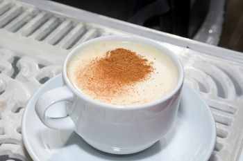 Piłem w Turcji na okrągło. Okazuje się, że ten napój poprawia odporność i działa jak afrodyzjak