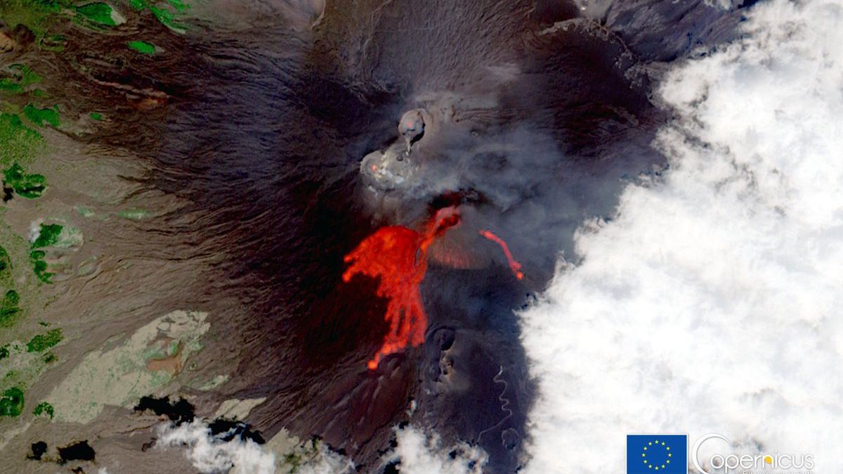 Satelita Sentinel 2 wykonał niesamowite zdjęcie wulkanu Etna 