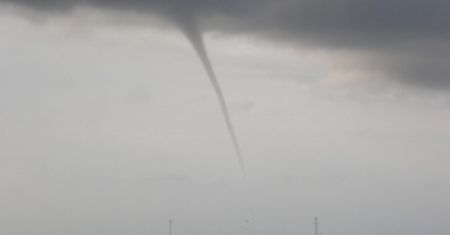 Pogodowy armagedon! Możliwe trąby powietrzne