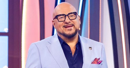 "Co poszło nie tak?!". Piotr Gąsowski zaserwował zdjęcie sprzed lat
