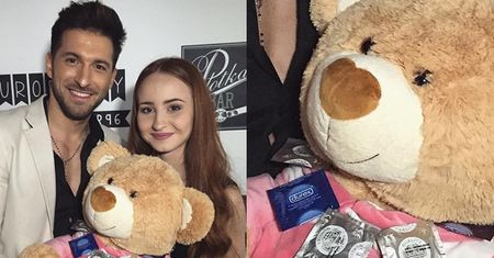 Rafał Maślak dał 18-letniej szafiarce PREZERWATYWY! "Niech jej służy, STĘKA I NIE PĘKA!"