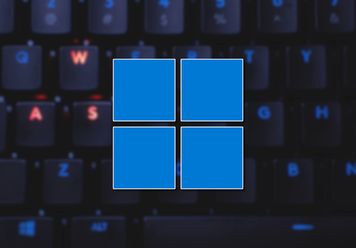 Windows 11 znowu pozwala przenieść pasek zadań na boki ekranu