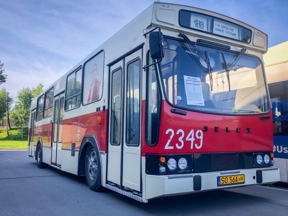 Sosnowiec. Czerwony jelcz z lat 80-tych w sobotę wyruszy na trasę.