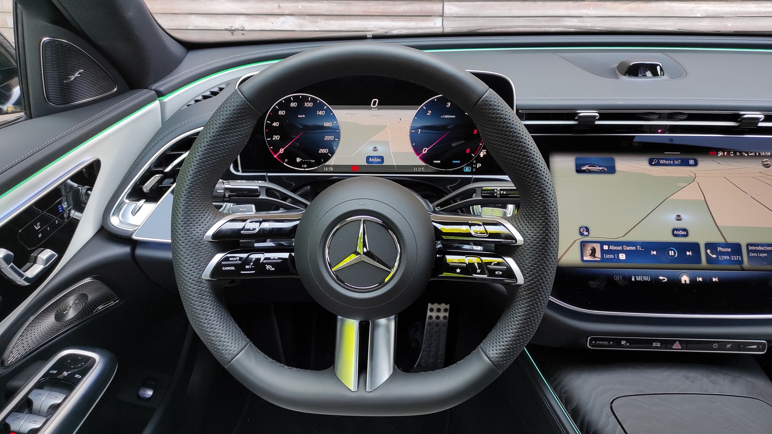 Mercedes Klasy E (W214)