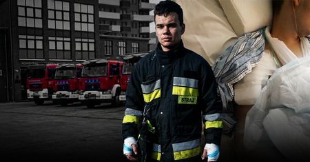 Ranny w akcji strażak żyje ze zrzutki. "W straży jesteśmy rodziną. G...o prawda"