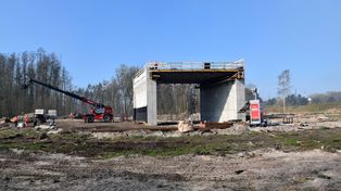 Budują nową linię kolejową do portu w Policach. Trwają prace przy wiaduktach