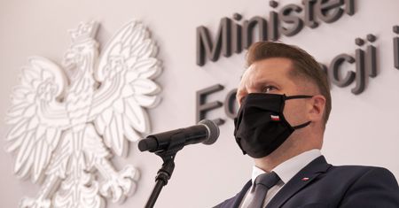 Powrót do szkół? Przemysław Czarnek mówi o kluczowych dniach