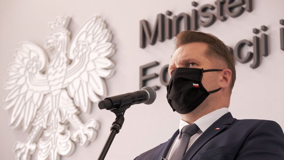 Powrót do szkół. Przemysław Czarnek zapowiada decyzje