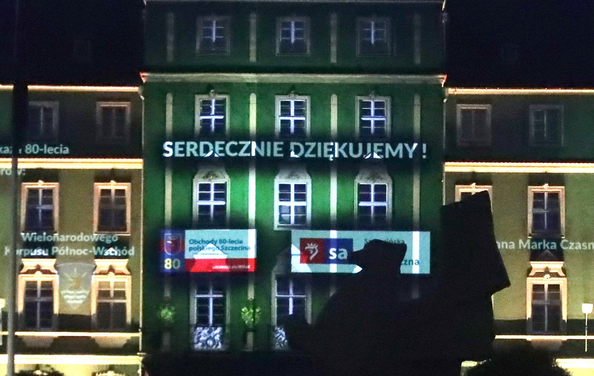 Chcesz zobaczyć więcej zdjęć? Przewiń stronę w dół.