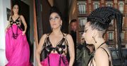 Lady Gaga pokazuje biust... (ZDJĘCIA)
