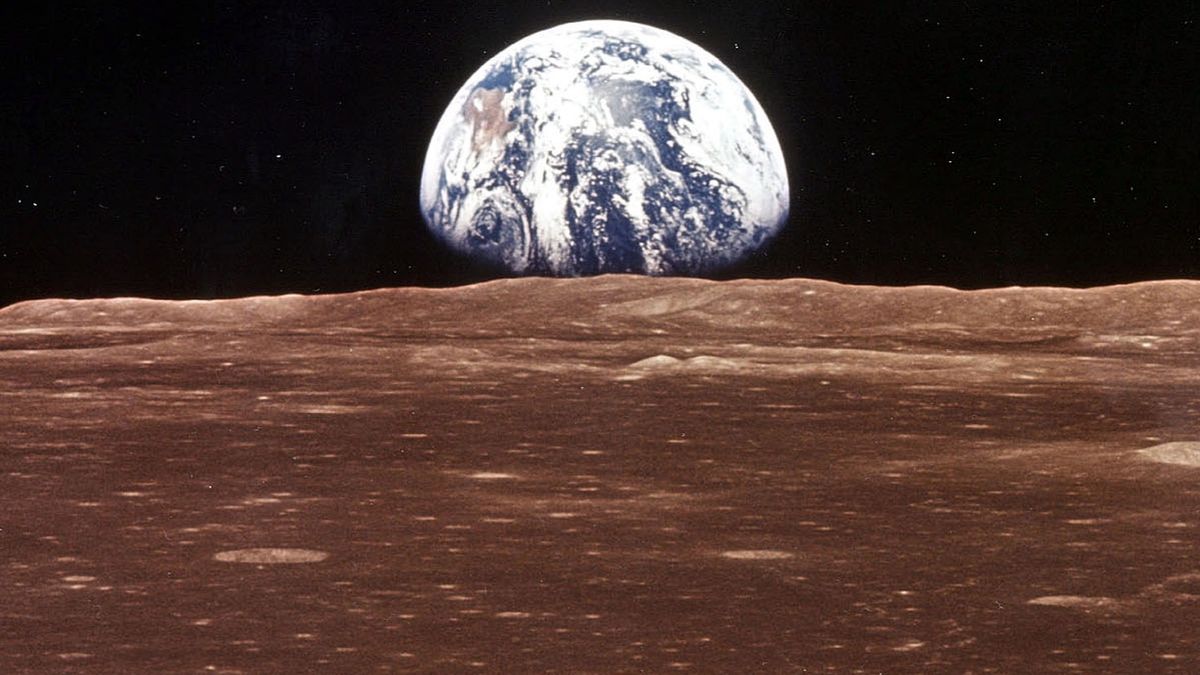 30th Anniversary of Apollo 11 Moon Mission376713 11: (FILE PHOTO) A view of the Earth appears over the Lunar horizon as the Apollo 11 Command Module comes into view of the Moon before Astronatus Neil Armstrong and Edwin Aldrin Jr. leave in the Lunar Module, Eagle, to become the first men to walk on the Moon's surface. The 30th anniversary of the Apollo 11 Moon mission is celebrated July 20, 1999. (Photo by NASA/Newsmakers)NASA1969, Apollo 11, LM, lunar, moon, NASA, science, space