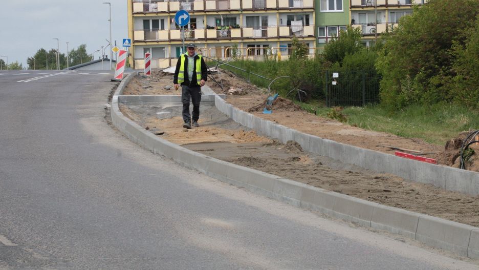 REMONT DROGI NA SKWIERZYNKĘ