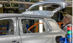 Kryzys w motoryzacji uderza w Tychy. Setki osób odejdą z pracy