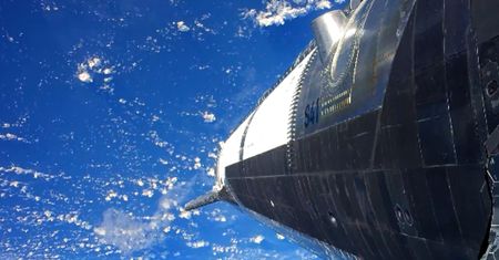 Najważniejszy dzień w historii SpaceX. Megarakieta Muska niesie w kosmos ogromny ładunek
